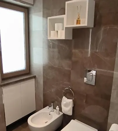 Apartament Dimoranoidue *