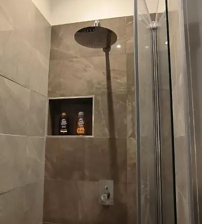 Apartament Dimoranoidue